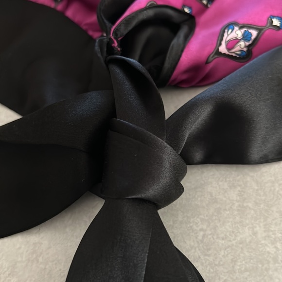 Bebe Silk Halter Too Sleeveless Blouse - Picture 6 of 9